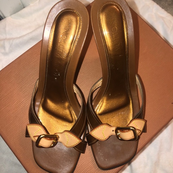 Authentic Vintage Louis Vuitton wedge sandals 👡 - Picture 1 of 6